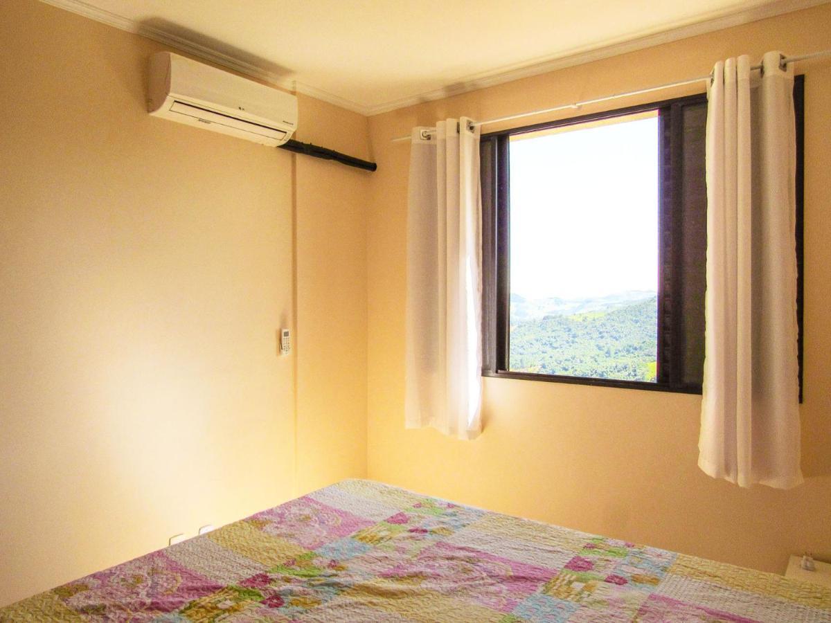 Apto C Lazer E Linda Vista Verde Aguas De Lindoia Ngoại thất bức ảnh